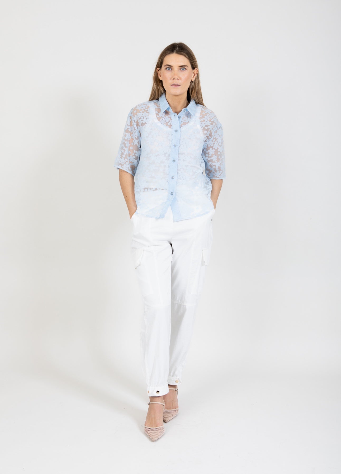 Coster Copenhagen CARGO PANTS IN SHIMMER - SILLE FIT Pants White - 200
