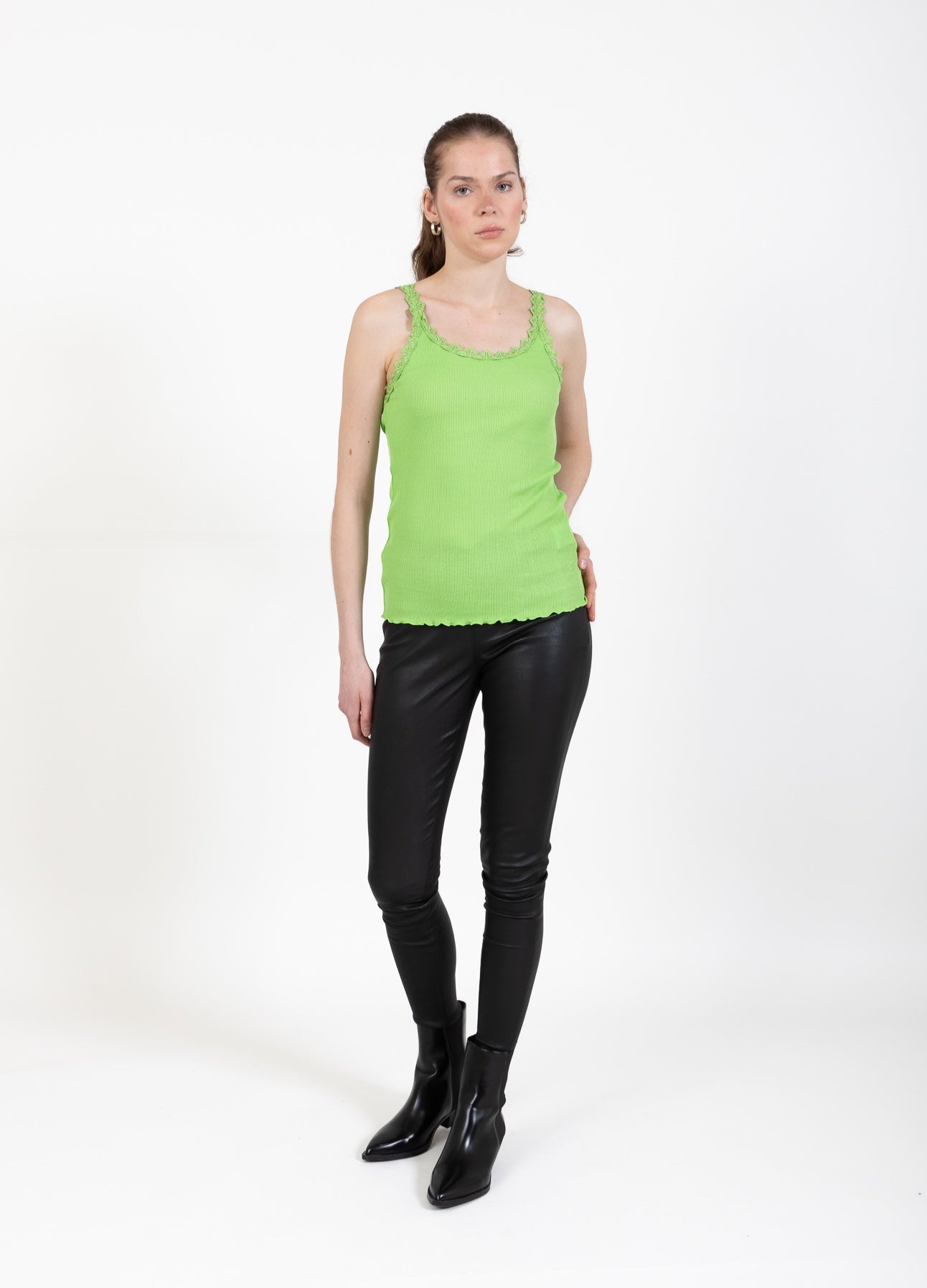 CC Heart CC HEART SILK SLEEVELESS WITH LACE Top - Short sleeve Flashy green - 459