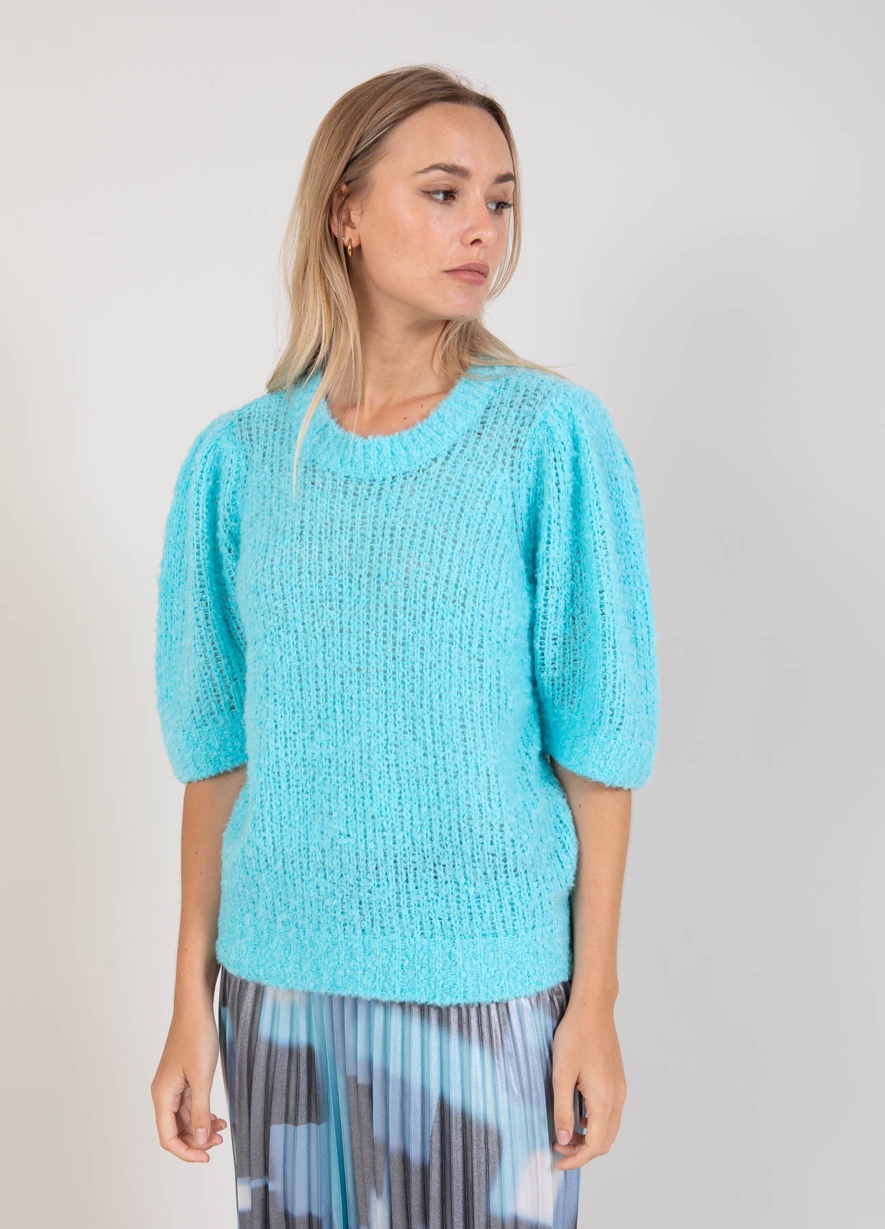 Coster Copenhagen KNIT WITH PUFF SLEEVES IN BOUCLE Knitwear Aqua blue - 585