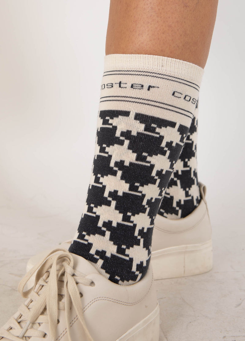 Coster Copenhagen SOCKS WITH HOUNDTOOTH PRINT Accessories Houndstooth - 901