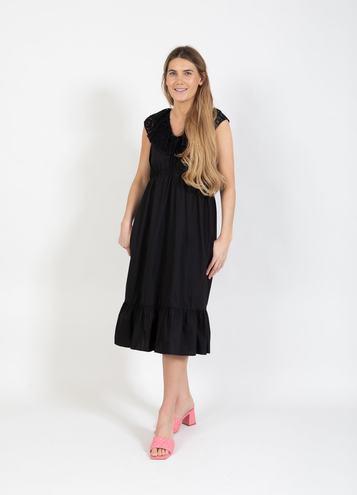 DRESS WITH BRODERIE ANGLAISE COLLAR Black costercopenhagen