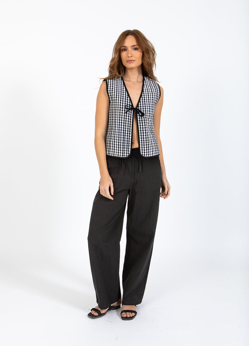 CC Heart CC HEART ALENA QUILTED VEST Vest Black/white check - 146