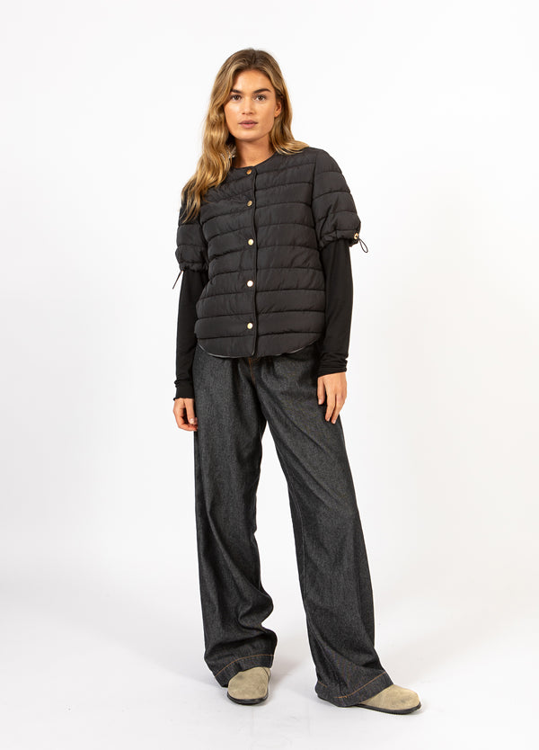 CC Heart CC HEART ASTA QUILTED SHORT SLEEVED JACKET Outerwear Black - 100