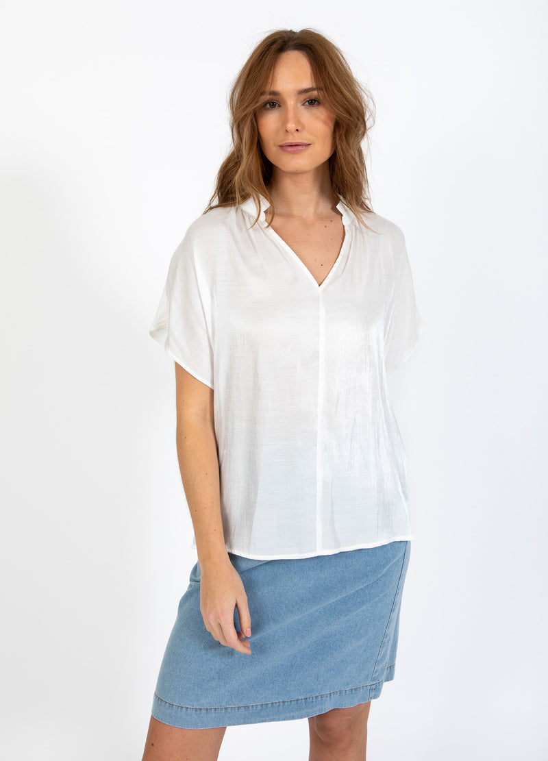 CC Heart CC HEART JOLIE METALLIC TOP W. GATHERS Shirt/Blouse White - 200