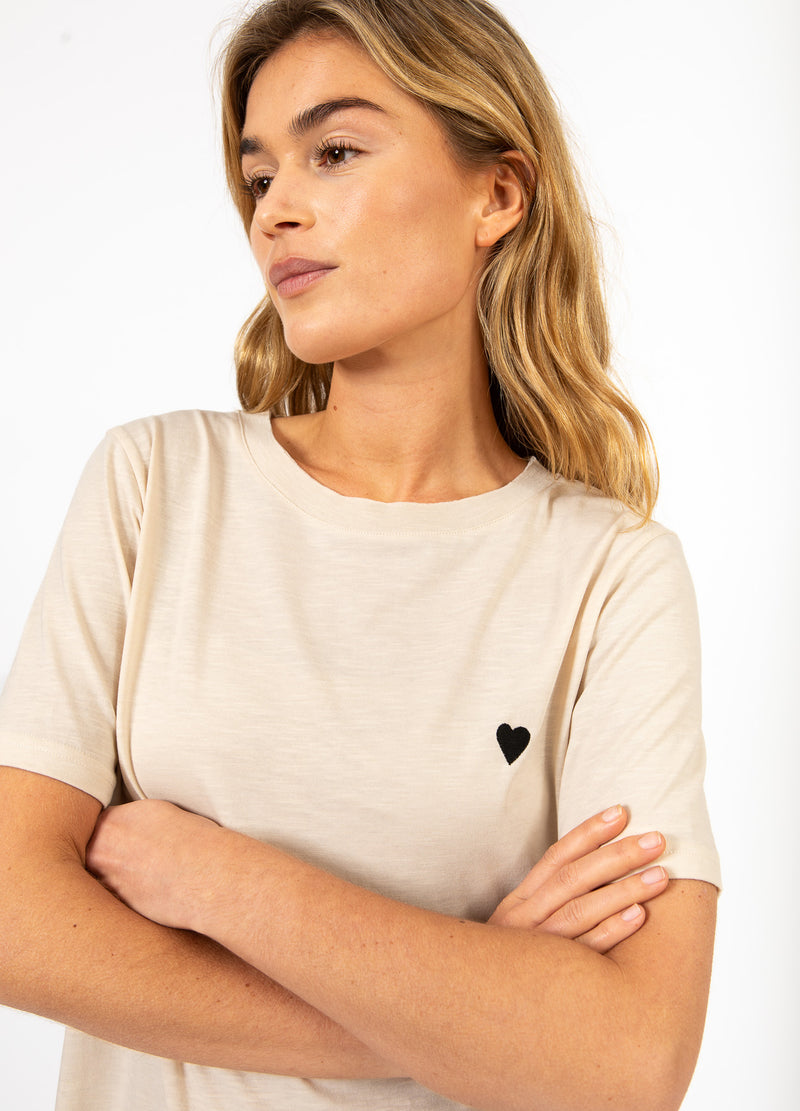 CC Heart CC HEART KISS TEE - MID SLEEVES T-Shirt Creme - 241