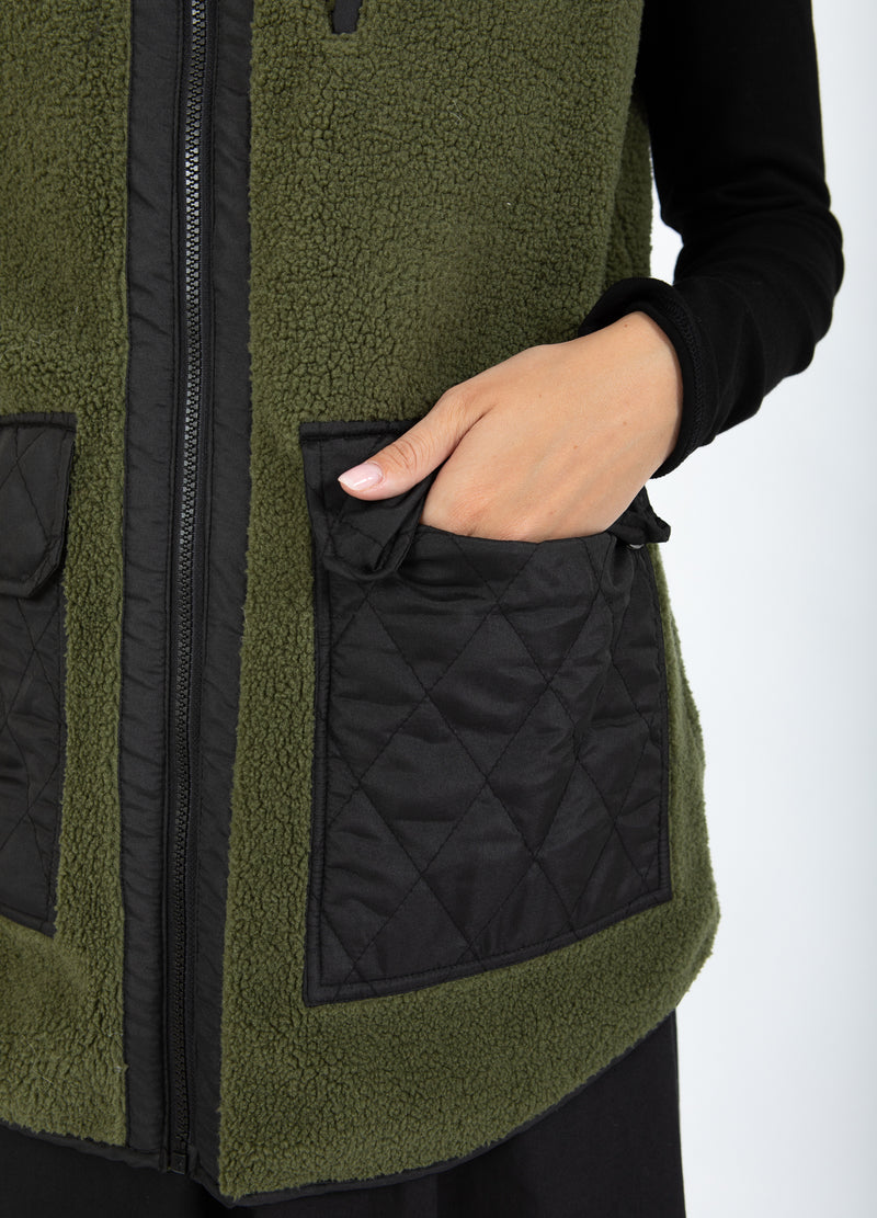CC Heart CC HEART LENNON MIX PILE WAISTCOAT Outerwear Army/black - 457