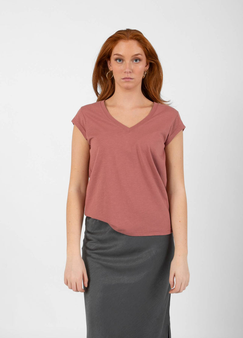 CC Heart CC Heart V-NECK T-SHIRT T-Shirt Apple butter - 696