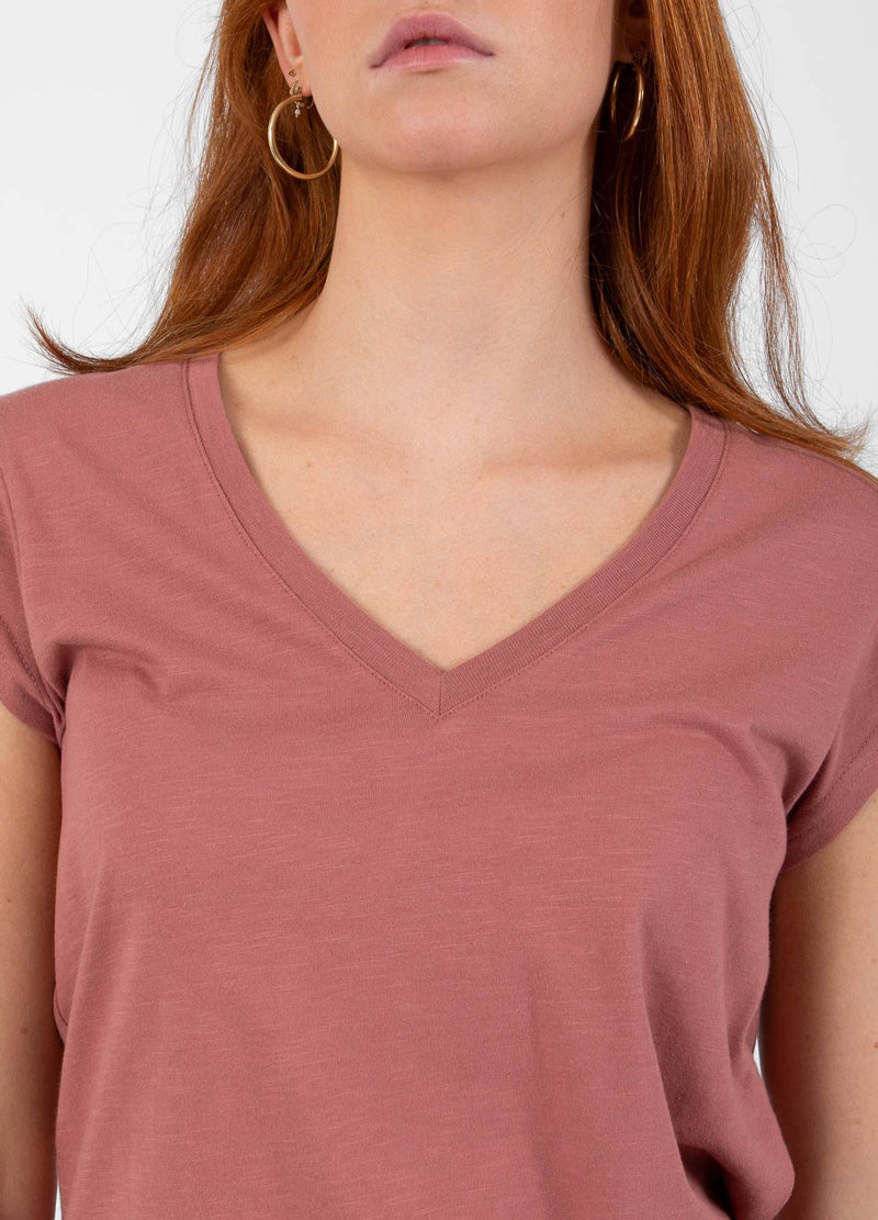 CC Heart CC Heart V-NECK T-SHIRT T-Shirt Apple butter - 696