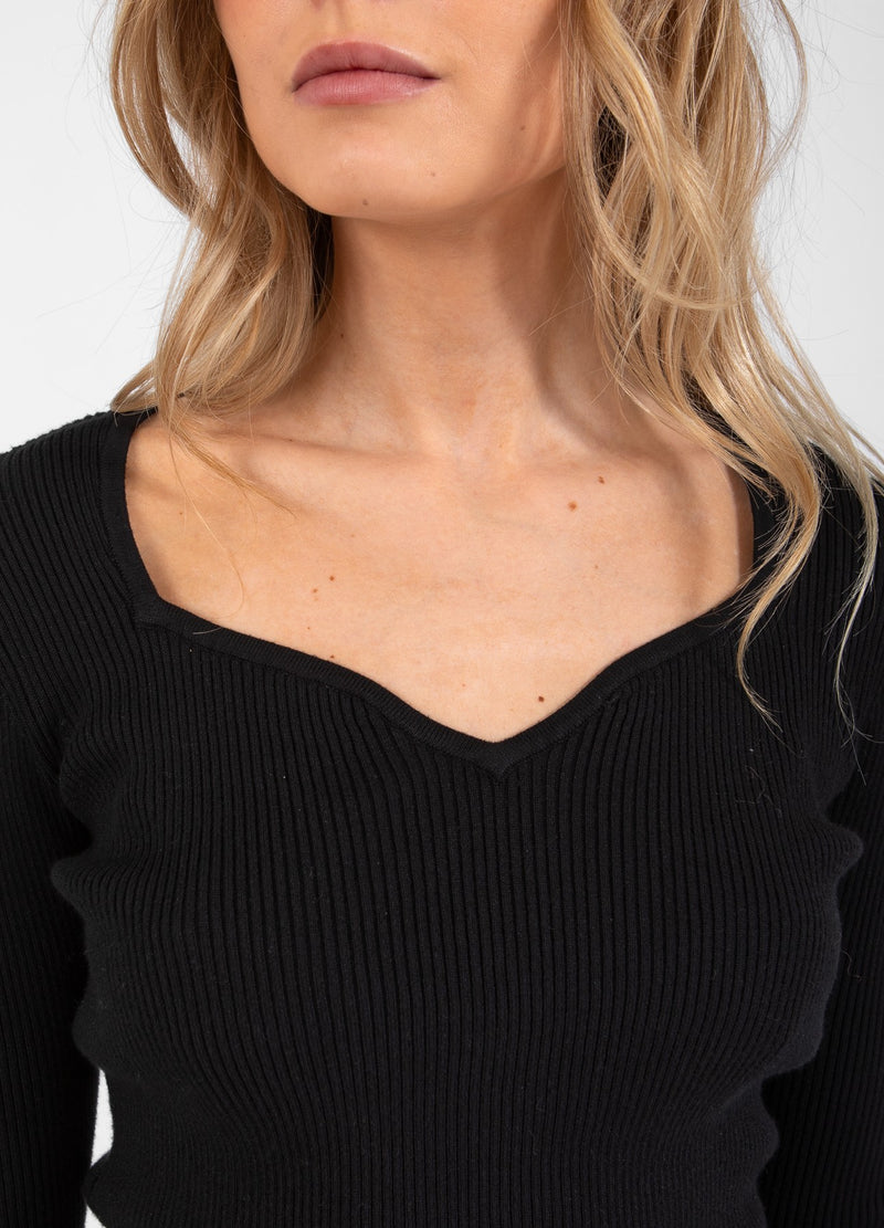 Coster Copenhagen KNIT WITH HEART SHAPE NECK Knitwear Black - 100