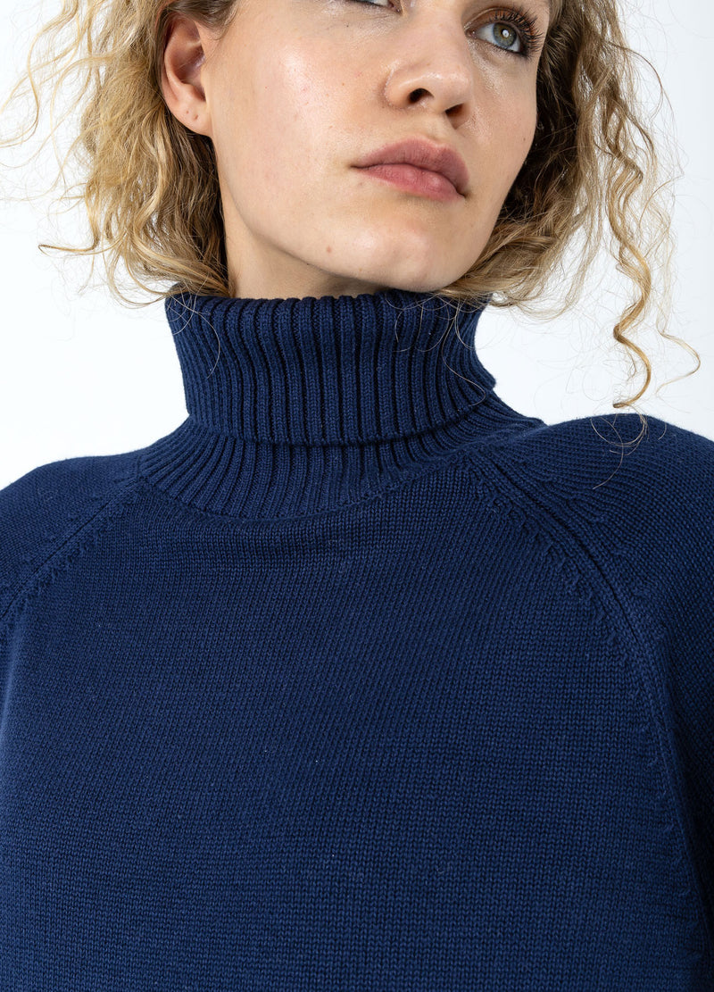 Coster Copenhagen KNIT WITH HIGH NECK IN COTTON Knitwear Eclipse blue - 555