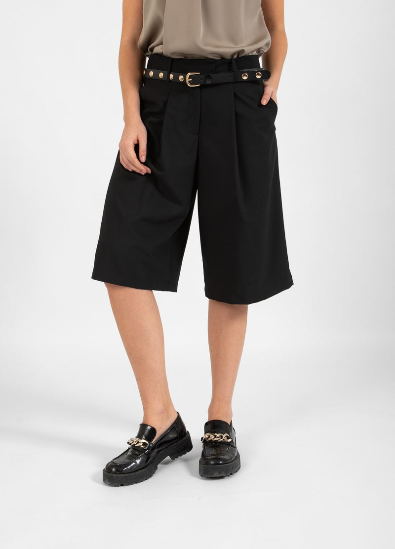 Coster Copenhagen LONG SHORTS WITH WIDE LEGS - PETRA FIT Pants Black - 100