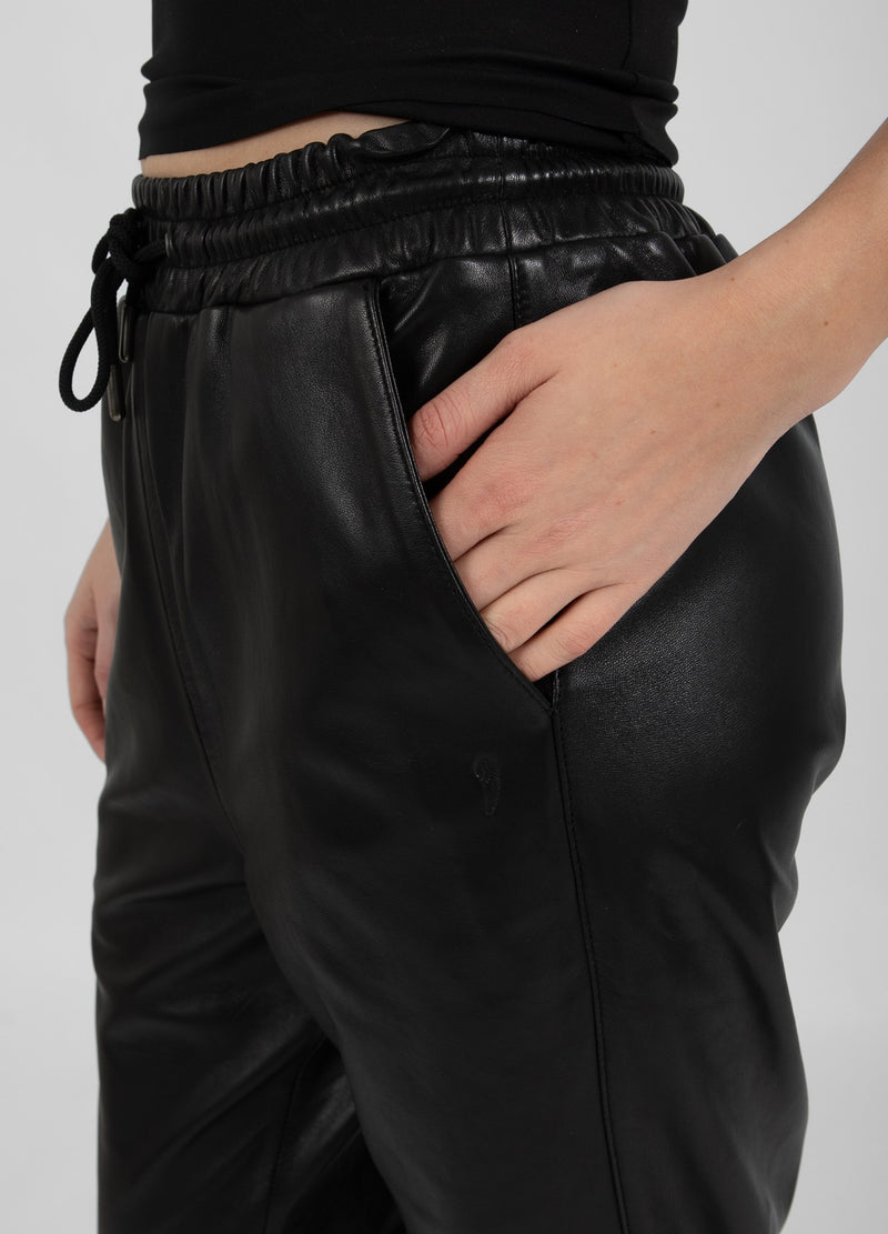 Coster Copenhagen RELAXED LEATHER PANTS - SILLE FIT Pants Black - 100