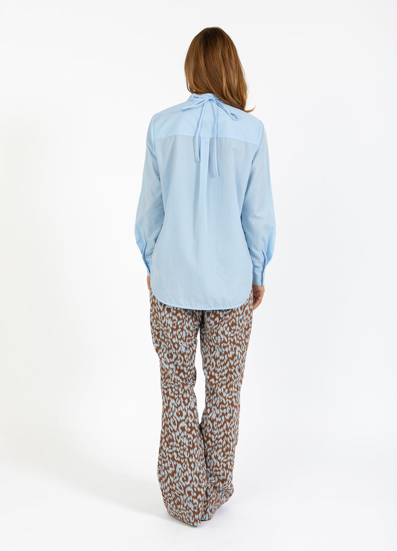 Coster Copenhagen SHIRT WITH ROSE NECKLACE Shirt/Blouse Arctic blue - 553