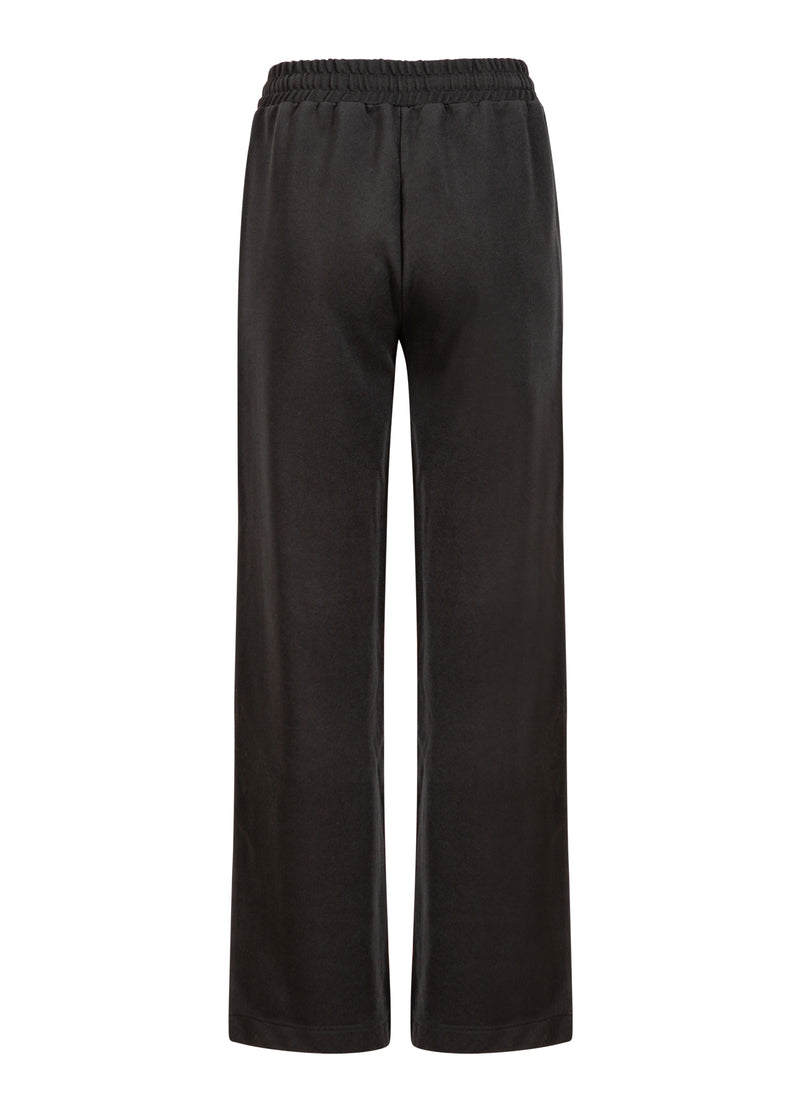 Coster Copenhagen SPORTY PANTS - SILLE FIT Pants Black - 100