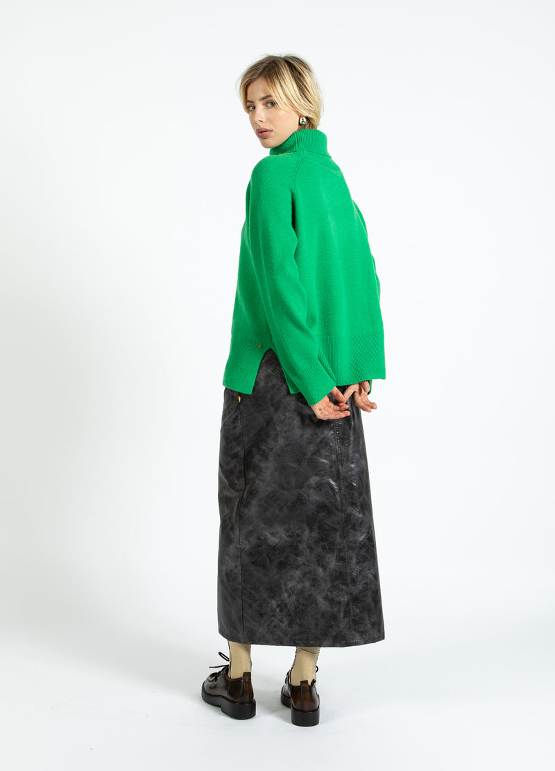 Coster Copenhagen SWEATER WITH HIGH NECK - COMFY Knitwear Lush green - 444