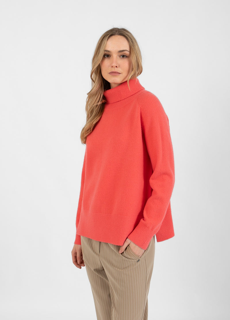 Coster Copenhagen SWEATER WITH HIGH NECK - COMFY KNIT Knitwear Hot coral - 685