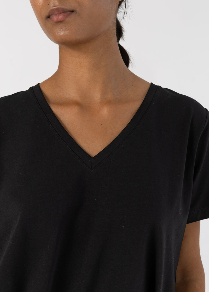 Coster Copenhagen T-SHIRT WITH V-NECKLINE - MEDIUM LENGTH SLEEVES T-Shirt Black - 100