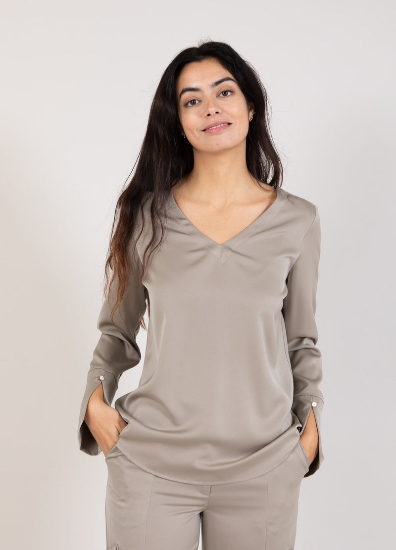 Coster Copenhagen TOP WITH LONG SLEEVES AND CUFFS Shirt/Blouse Grey - 102