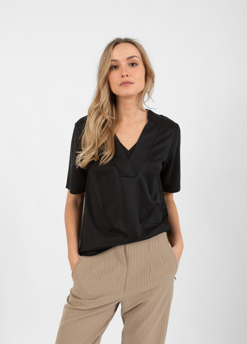 Coster Copenhagen TOP WITH V-NECK COLLAR Shirt/Blouse Black - 100