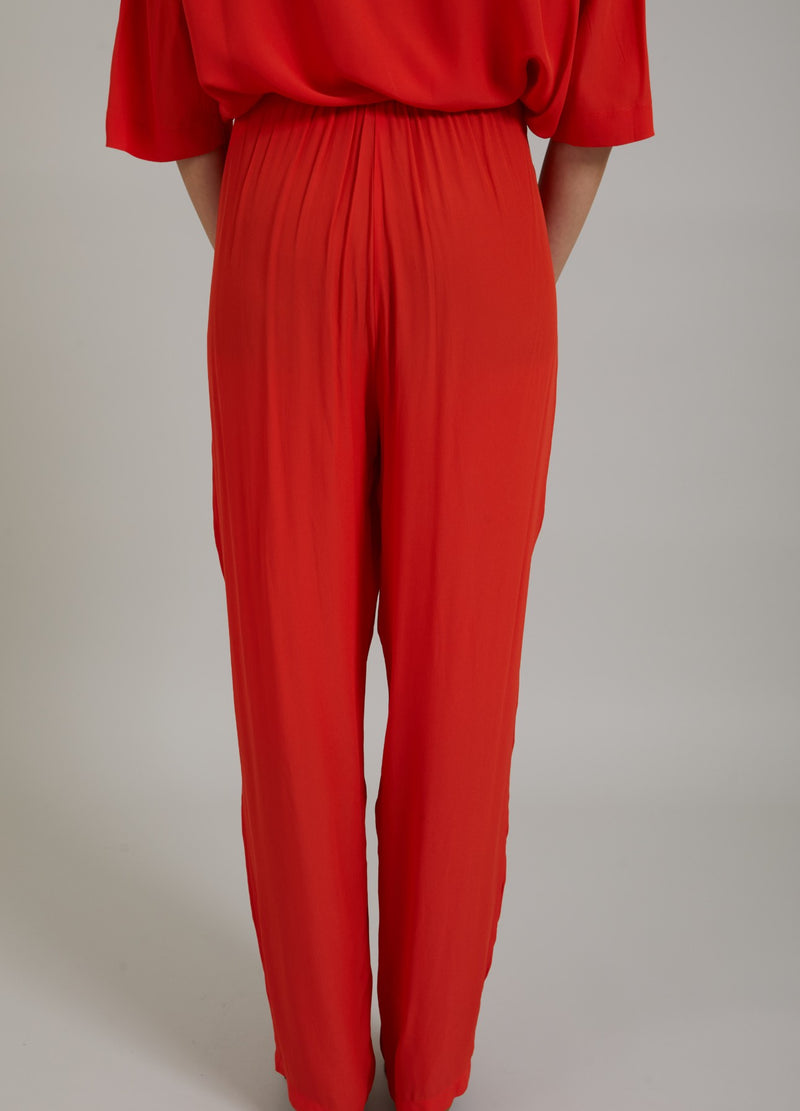 Coster Copenhagen TROUSERS W. PLEATS - STELLA FIT Pants Lipstick red - 698