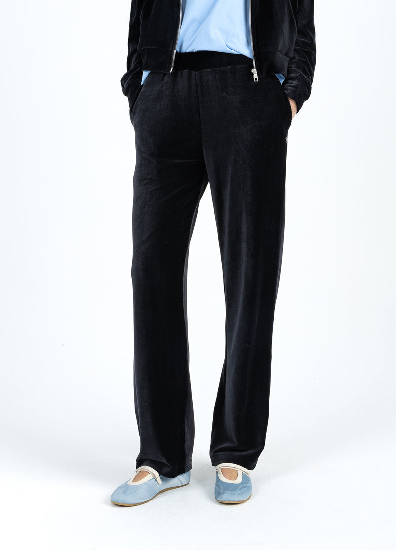 Coster Copenhagen VELVET PANTS - SILLE FIT Pants Black - 100
